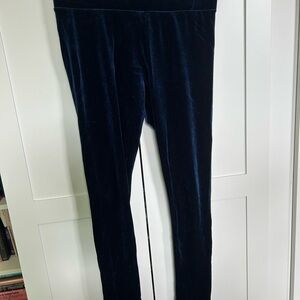 Romeo & Juliet Couture Navy Velvet Leggings